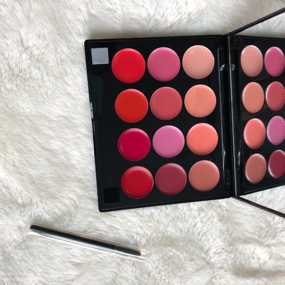 ISH Lip Statement Pallet - Picture 5 of 7